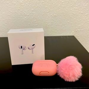 AirPod pro with wireless charging case 3rd generation. Excellent condition.